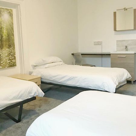 Number 6 Hotel Cheltenham Buitenkant foto